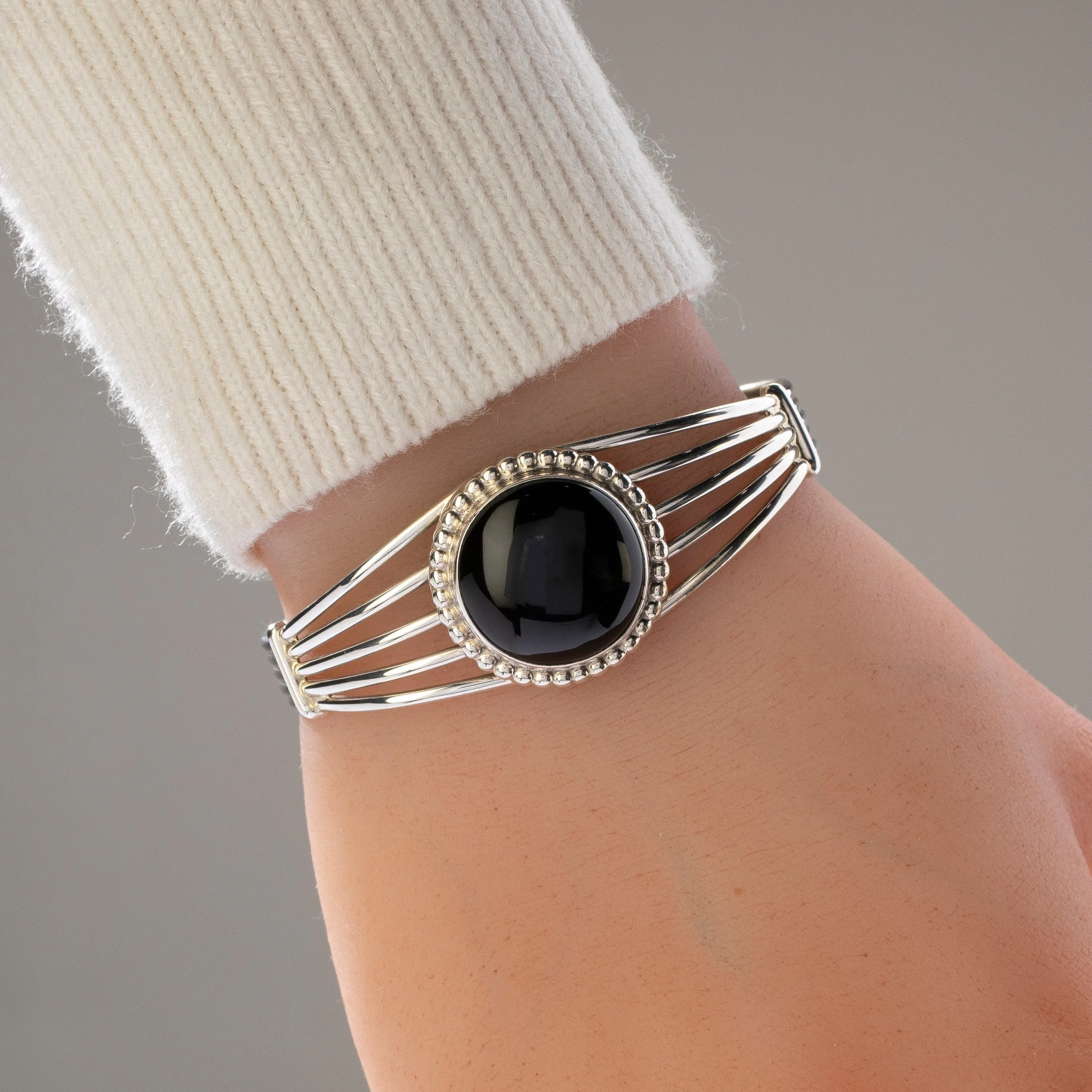 Black Onyx Navajo USA Native American Made 925 Sterling Silver Cuff