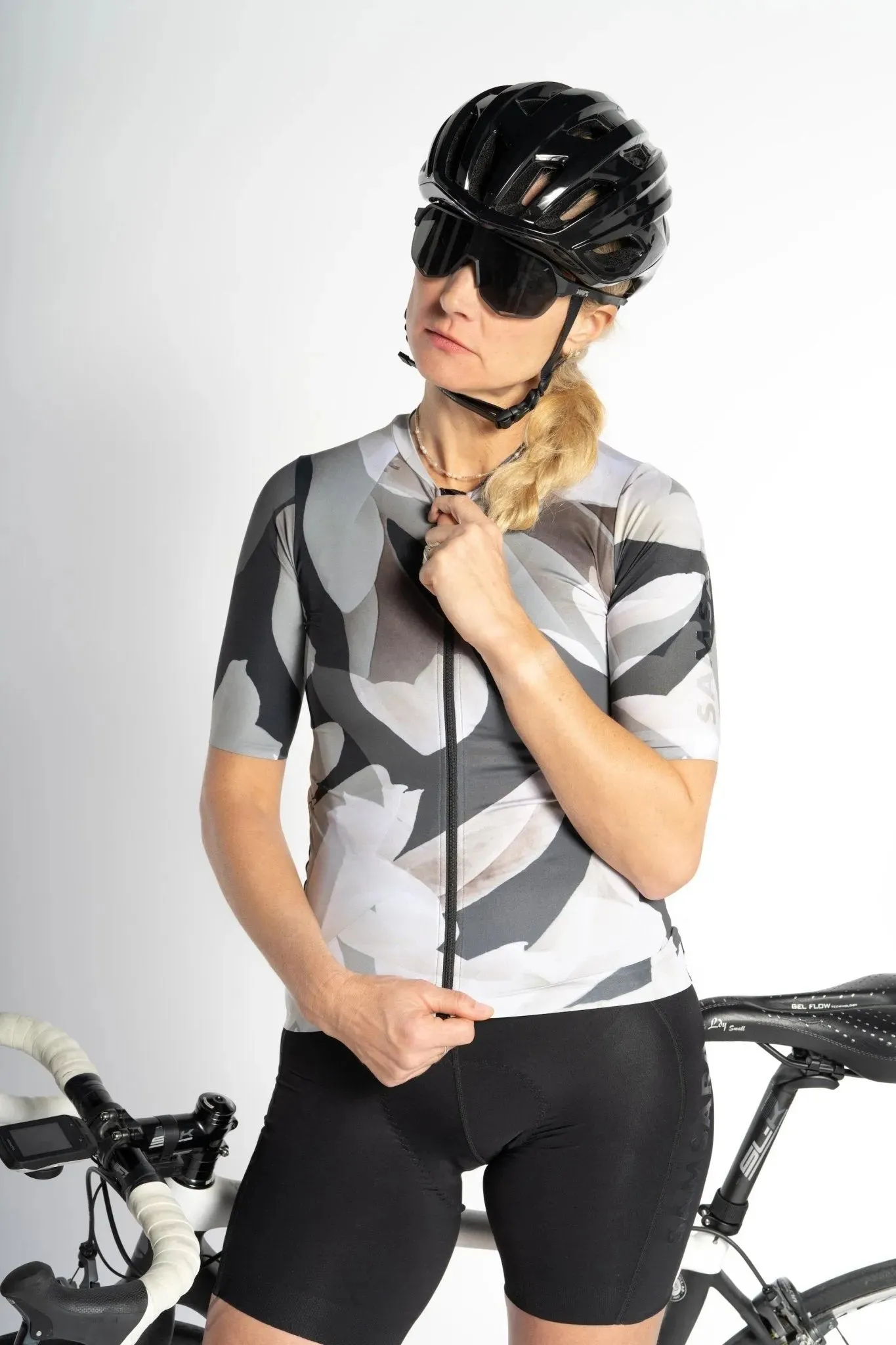 Elevated Cycling Jersey - Magnolia