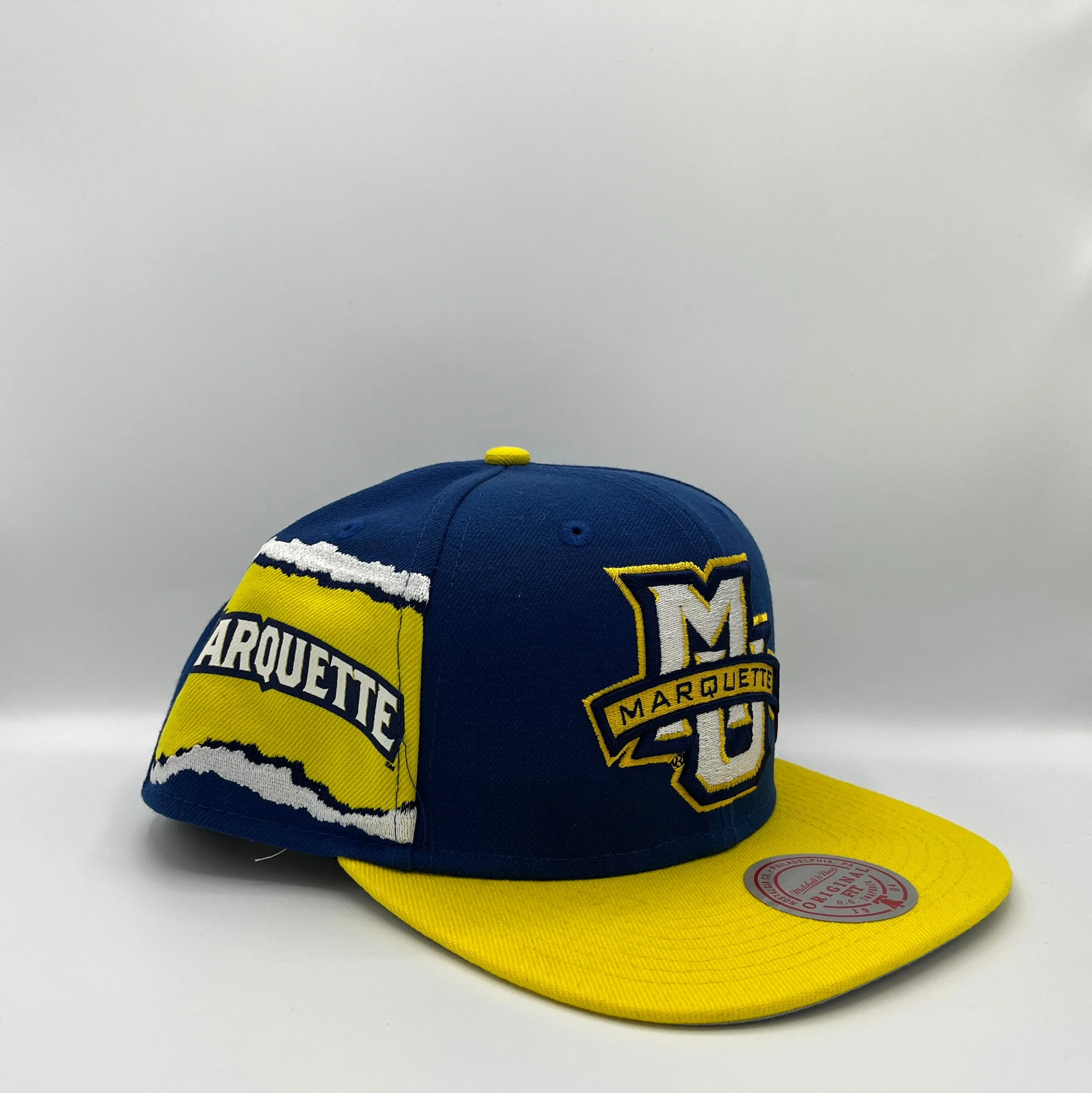 M&N NCAA Jumbotron Snapback Marquette University