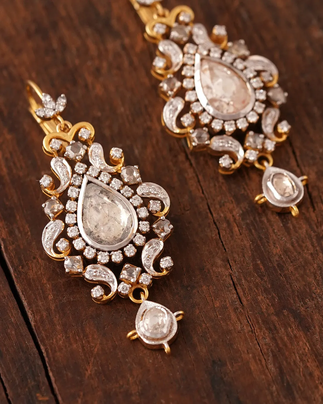 Naaz Earrings