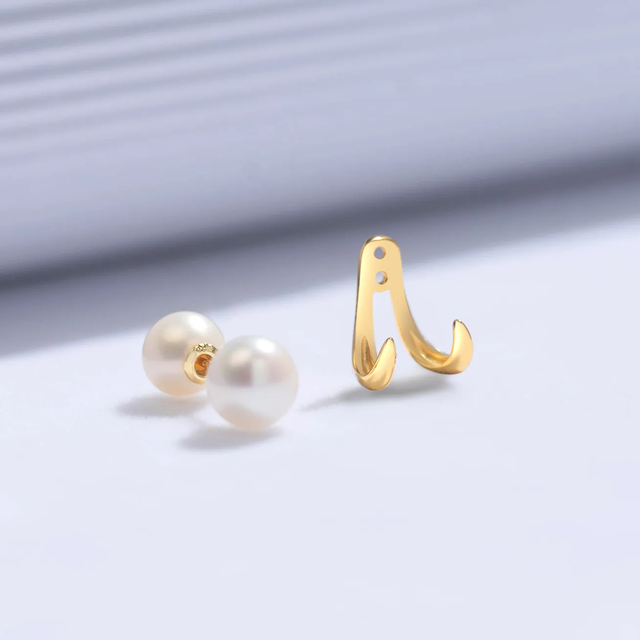 New Yorker Duo Style Freshwater Pearl Earrings WE00530