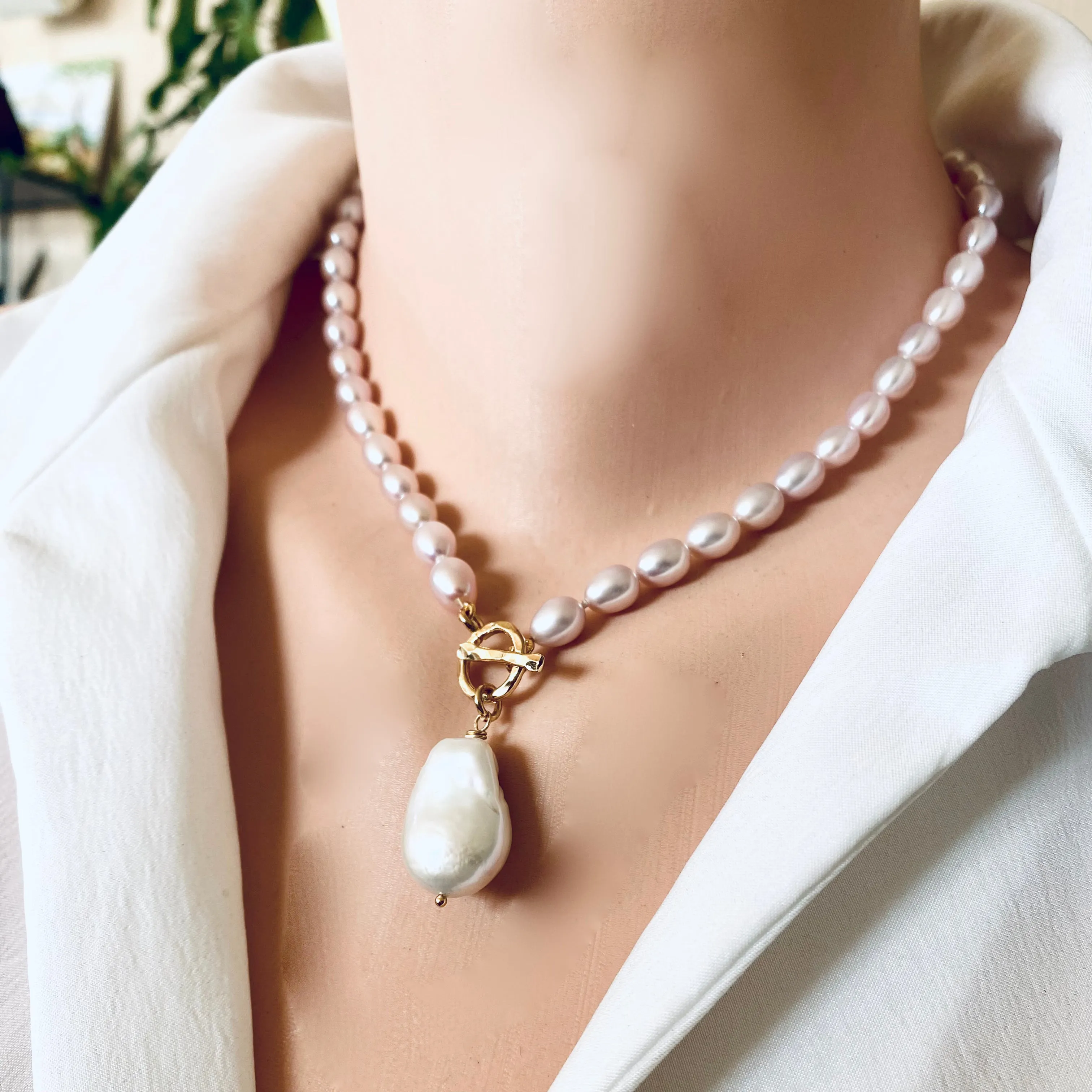 Pink Pearl Toggle Necklace with White Baroque Pearl Pendant, Gold Vermeil Silver Plated Details, 17inches