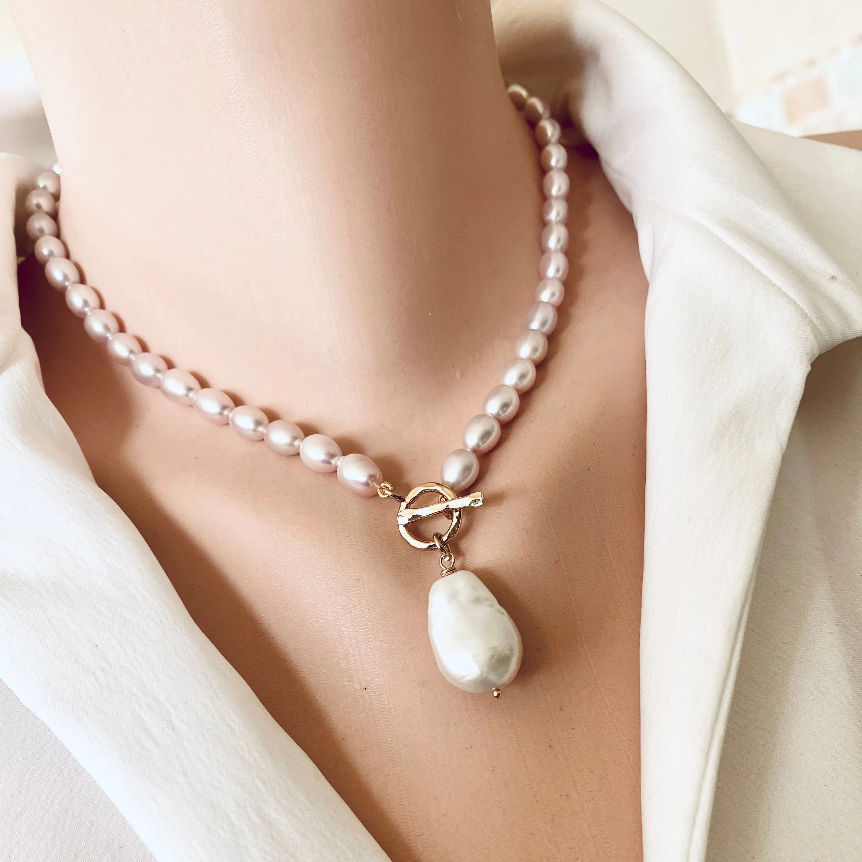 Pink Pearl Toggle Necklace with White Baroque Pearl Pendant, Gold Vermeil Silver Plated Details, 17inches