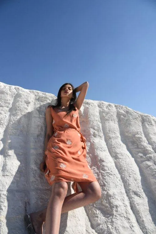 RUST SLEEVELESS SUNNY DRESS