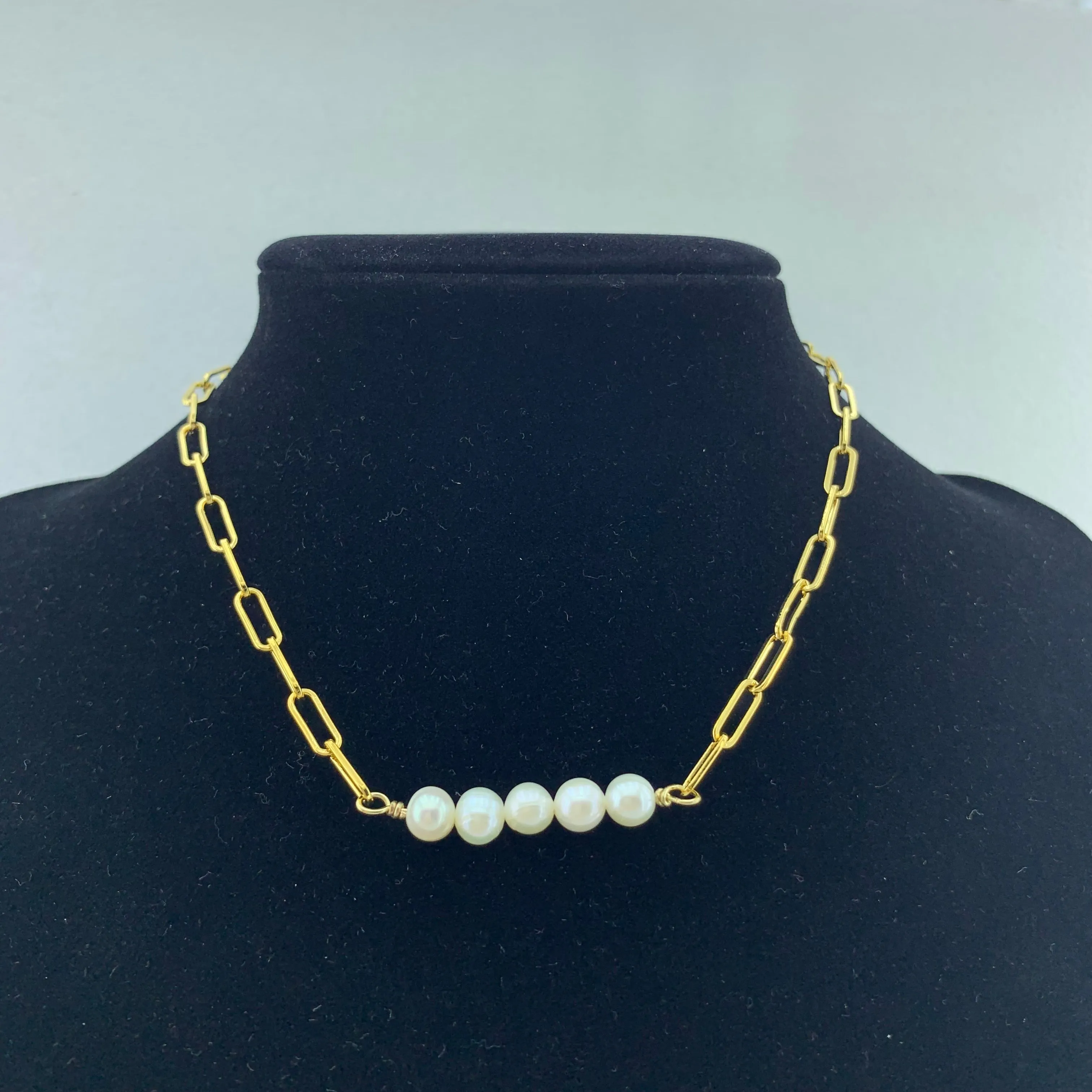 Women's Fashion Pearl Necklace