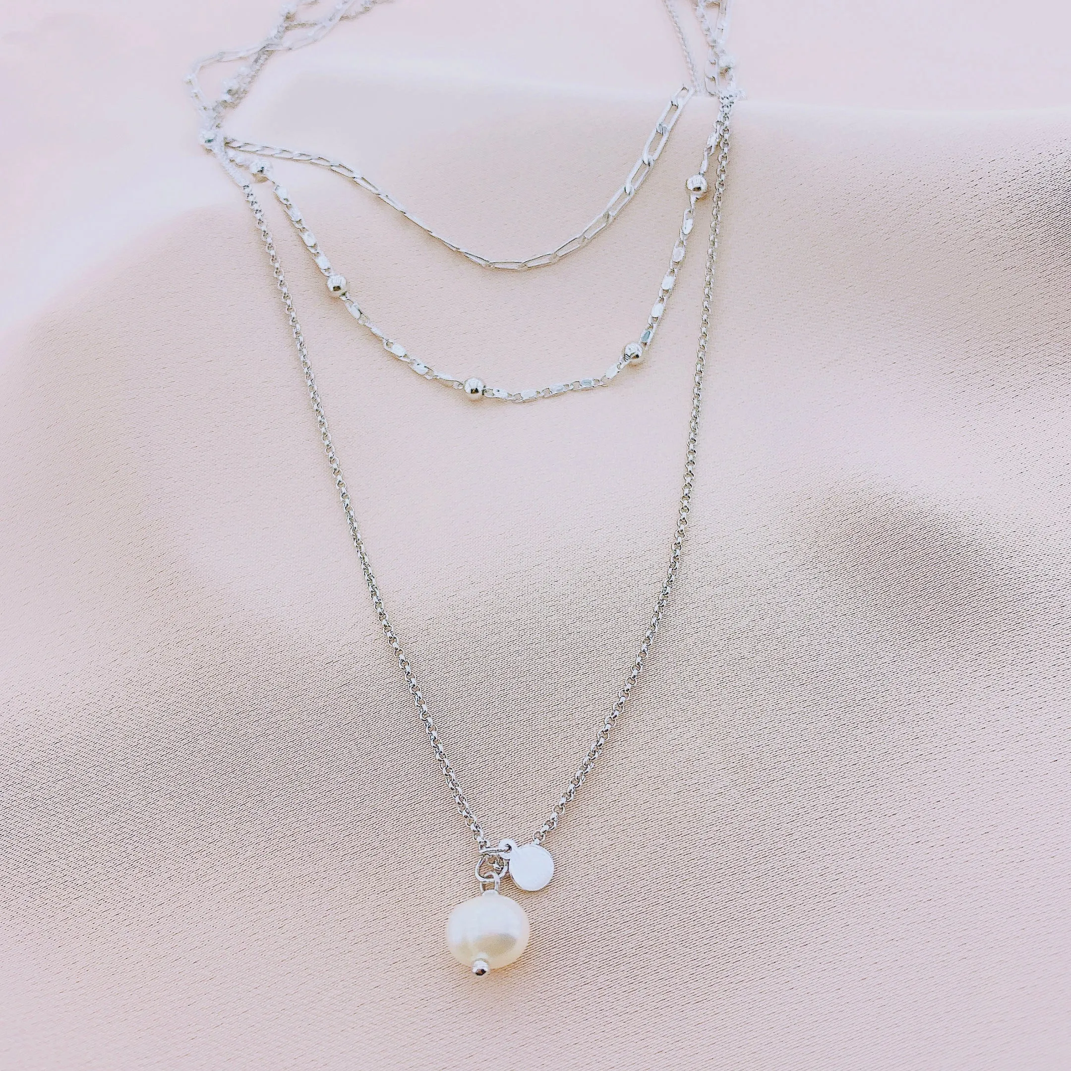 Women's Long Layer Chain Pearl Necklace