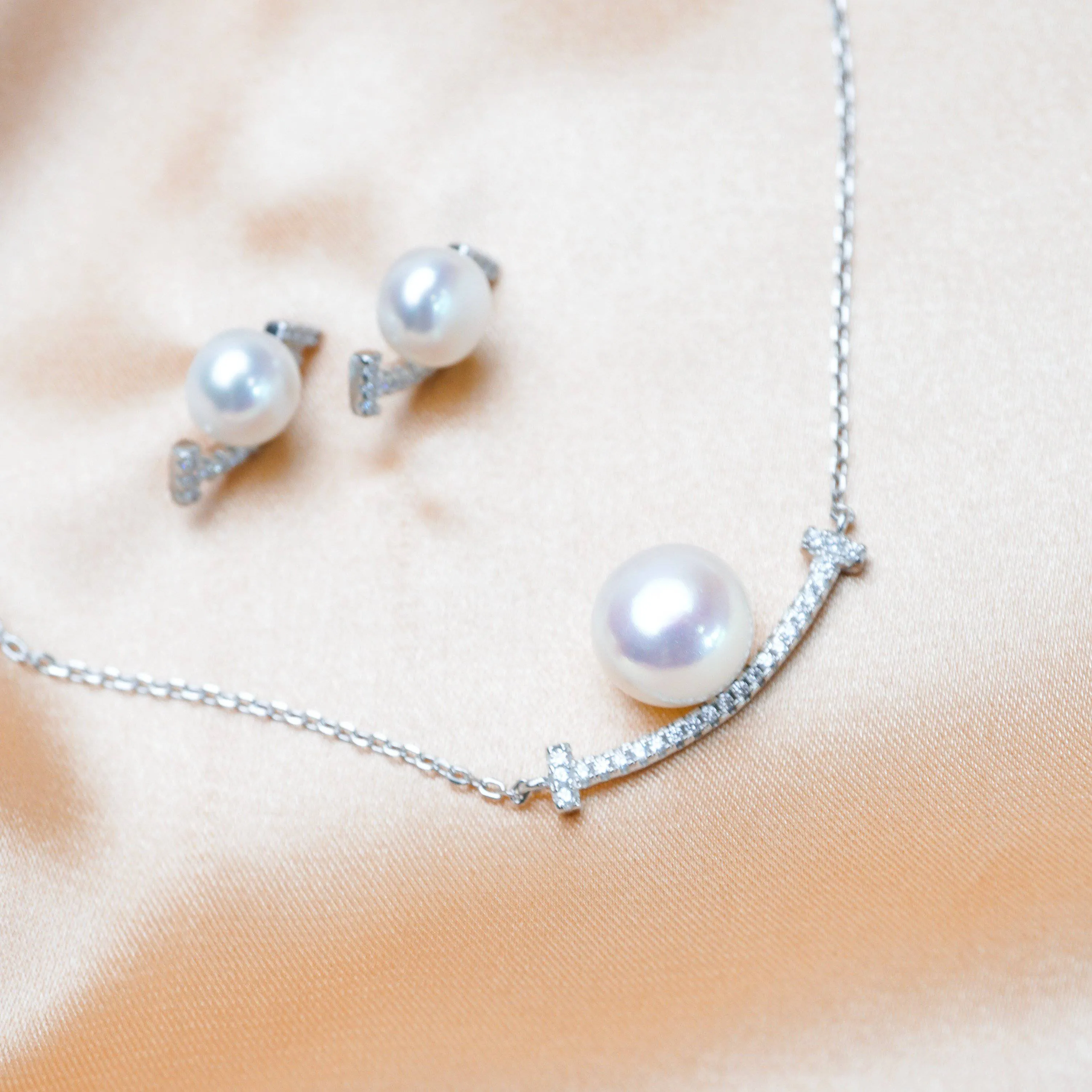 Wonderland Freshwater Pearl Necklace WN00050